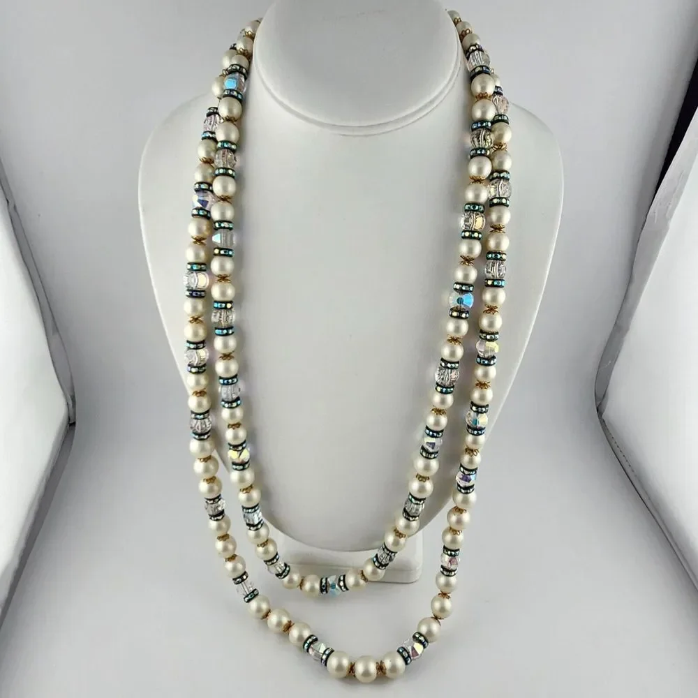 Hobe Vintage Faux Pearl & Crystal Beaded‎ Necklace 30